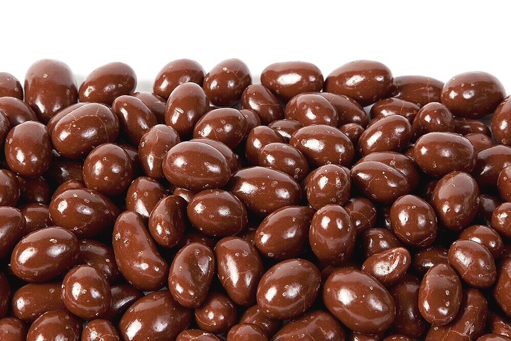 MILK CHOCOLATE PEANUT